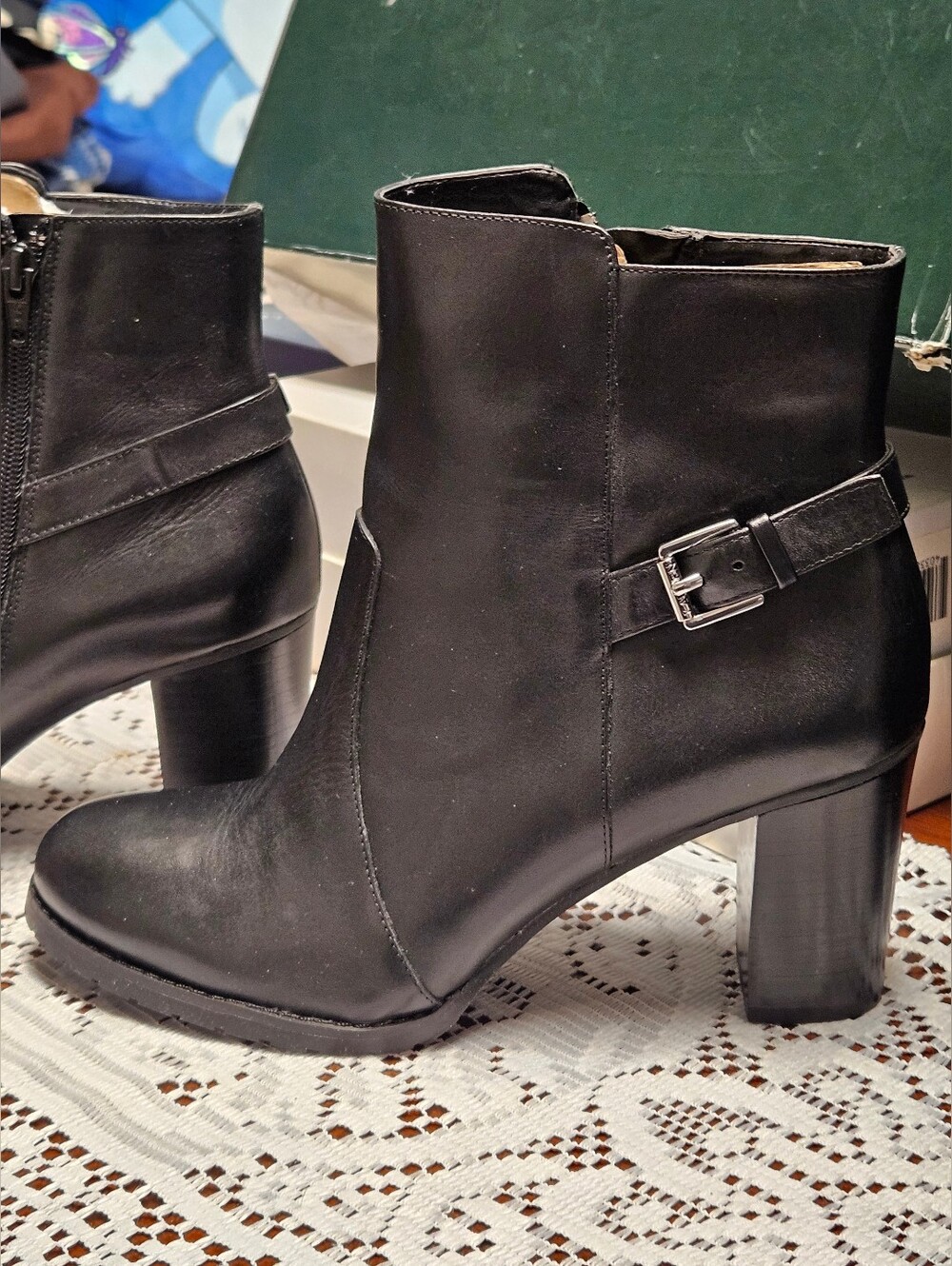 NIB Lauren Ralph Lauren "Cabrey" Ankle Booties sz8.5 - Picture 8 of 14